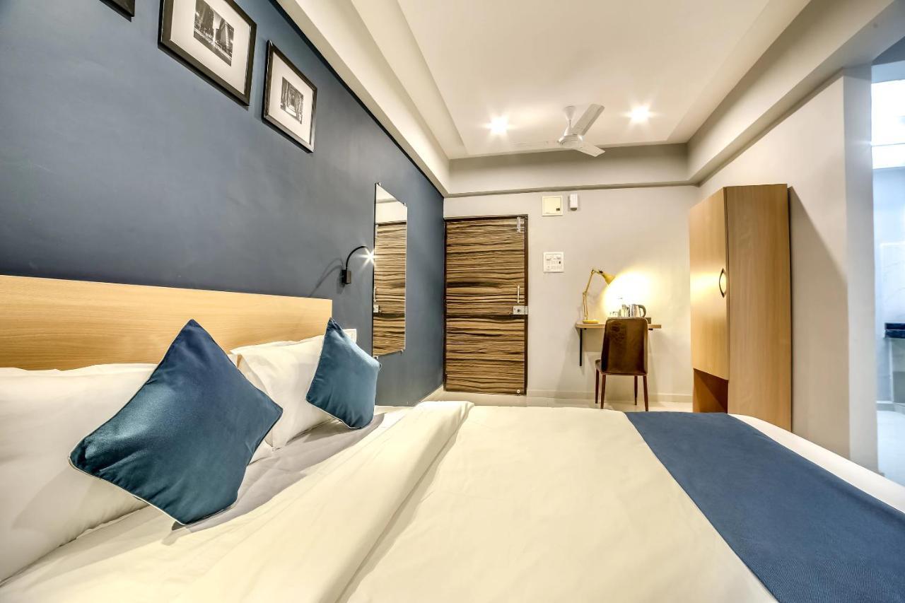 Hotel Bhumi World Bhiwandi Екстер'єр фото